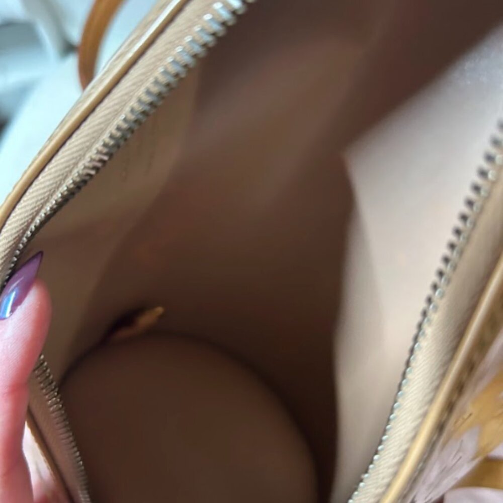 Vintage LV AUTH Bedford Handbag Beige Vernis - Picture 13 of 14